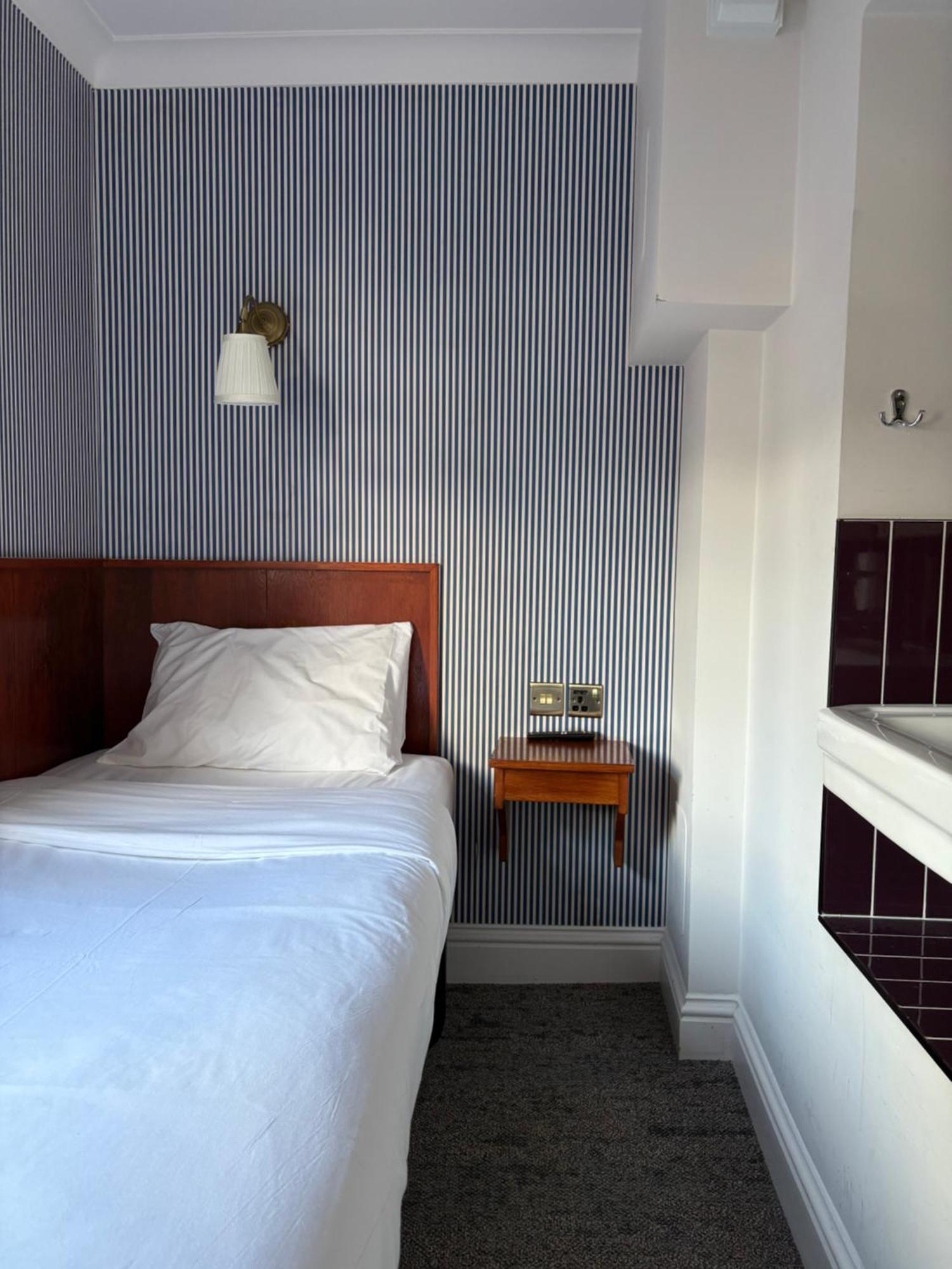 St. David'S Hotels Paddington London Exterior photo
